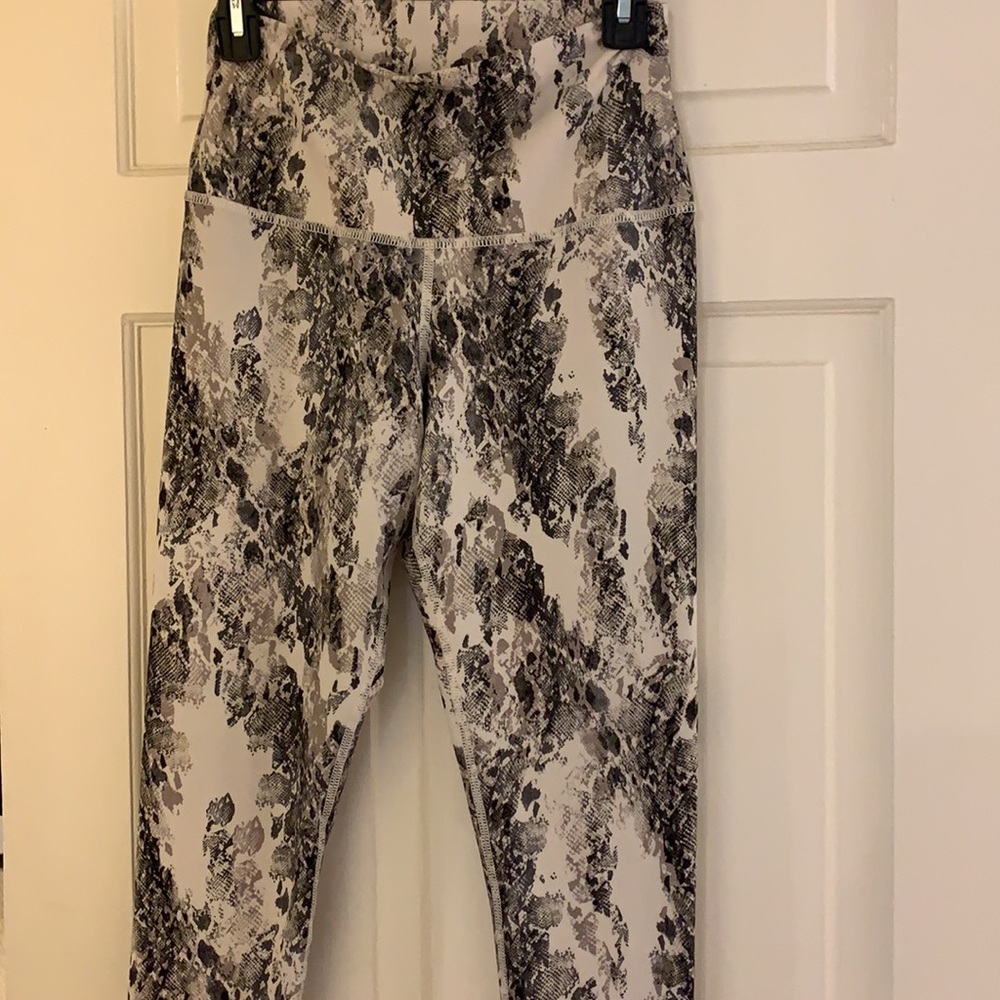 NWOT Evolution and creation leggings - Picture 5 of 7